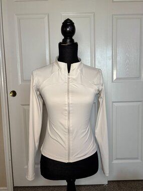 Dazy cream zip-up athletic jacket (size M)